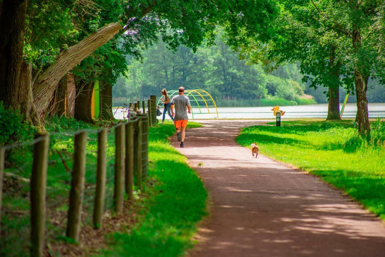 Vakantiepark Westerwolde Pagedal Стадсканал Екстериор снимка